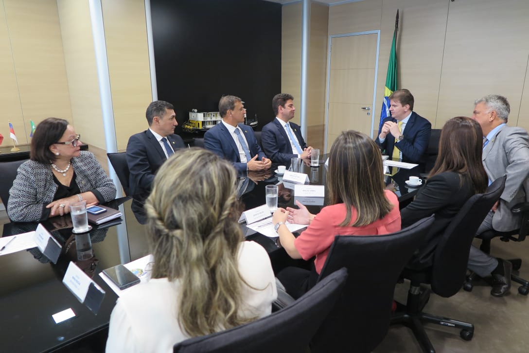 Gladson Cameli cumpre agenda no Ministério do Desenvolvimento Regional