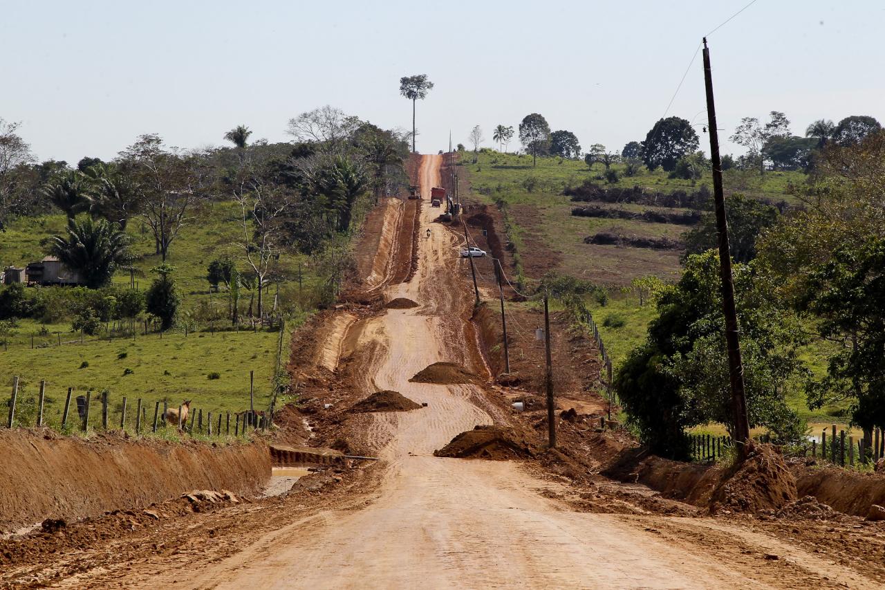 Governo determina recuperação emergencial de pontos críticos de ramais em todo o Acre