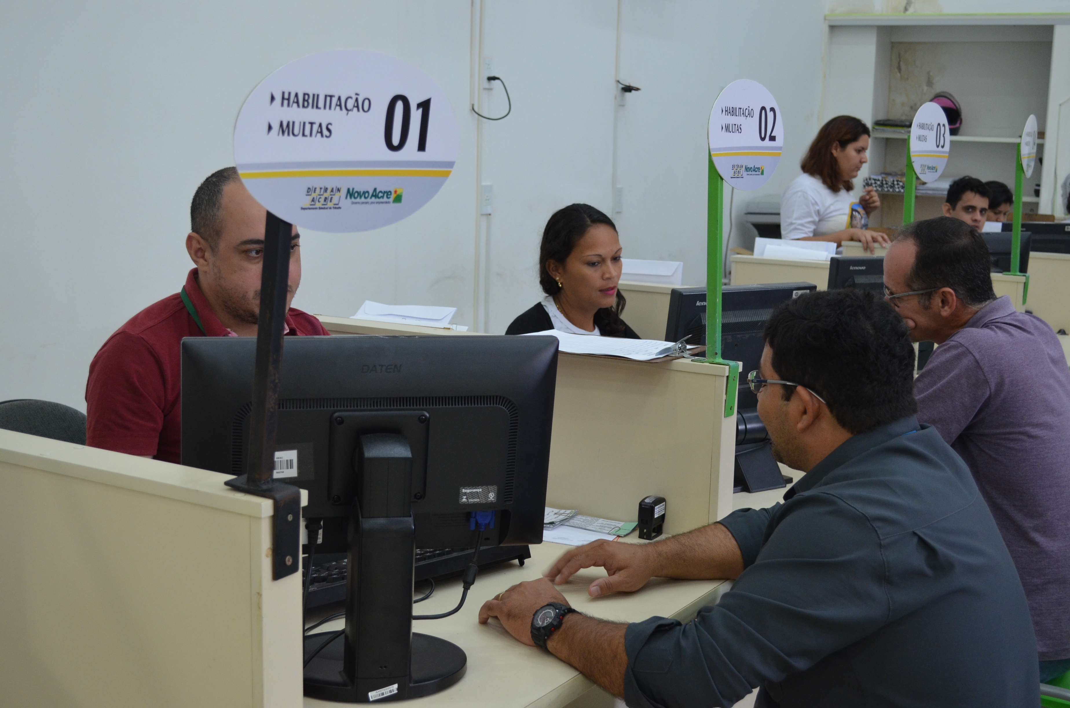 Detran leva atendimento aos moradores de Porto Acre