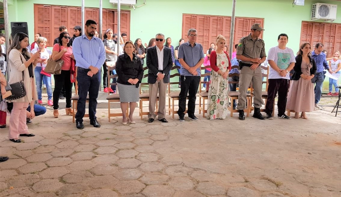 Programa Escola Aberta inicia atividades na Escola Heloísa Mourão Marques