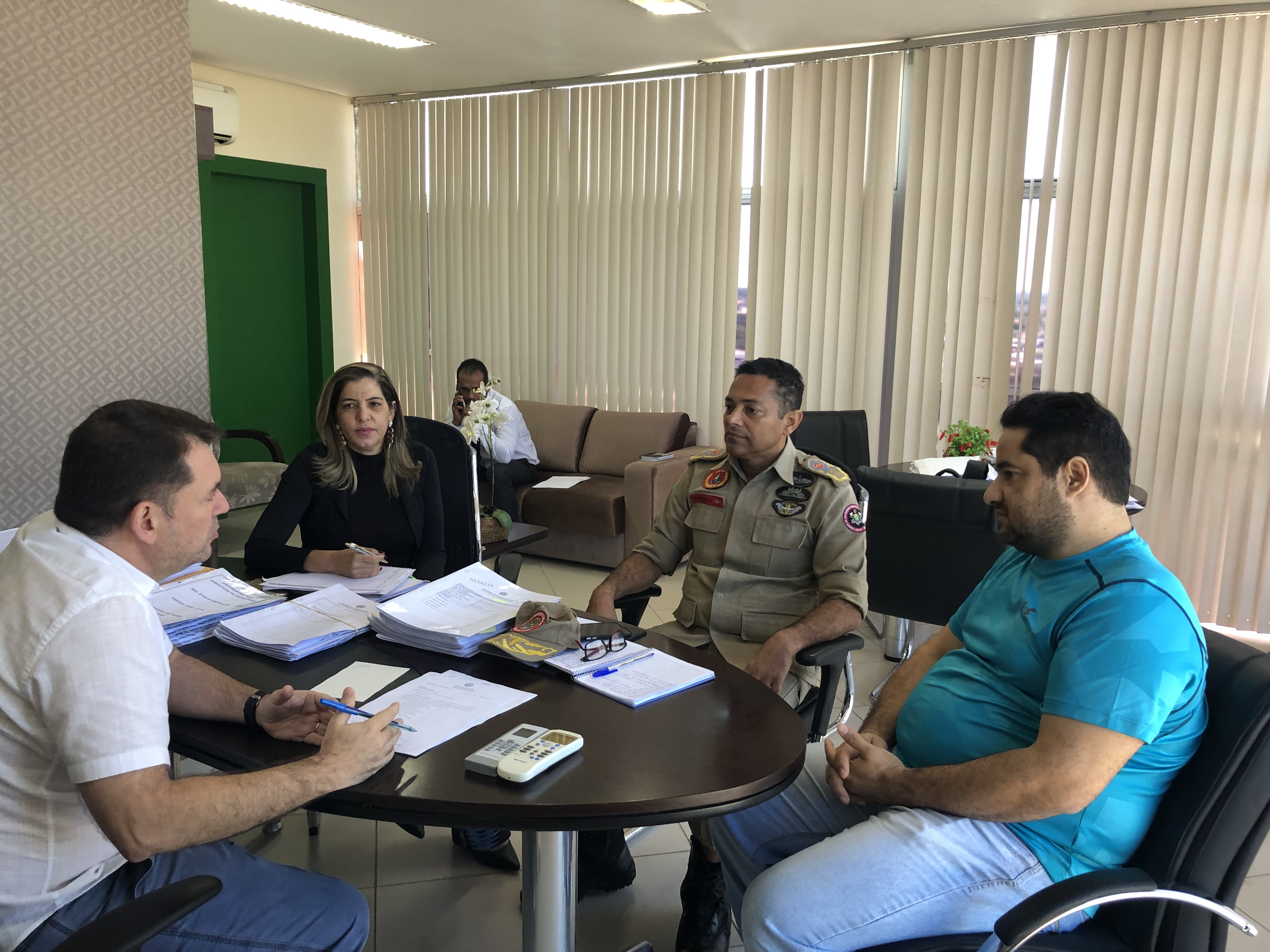 Secretaria de Saúde busca parcerias com Corpo de Bombeiros e Exército Brasileiro