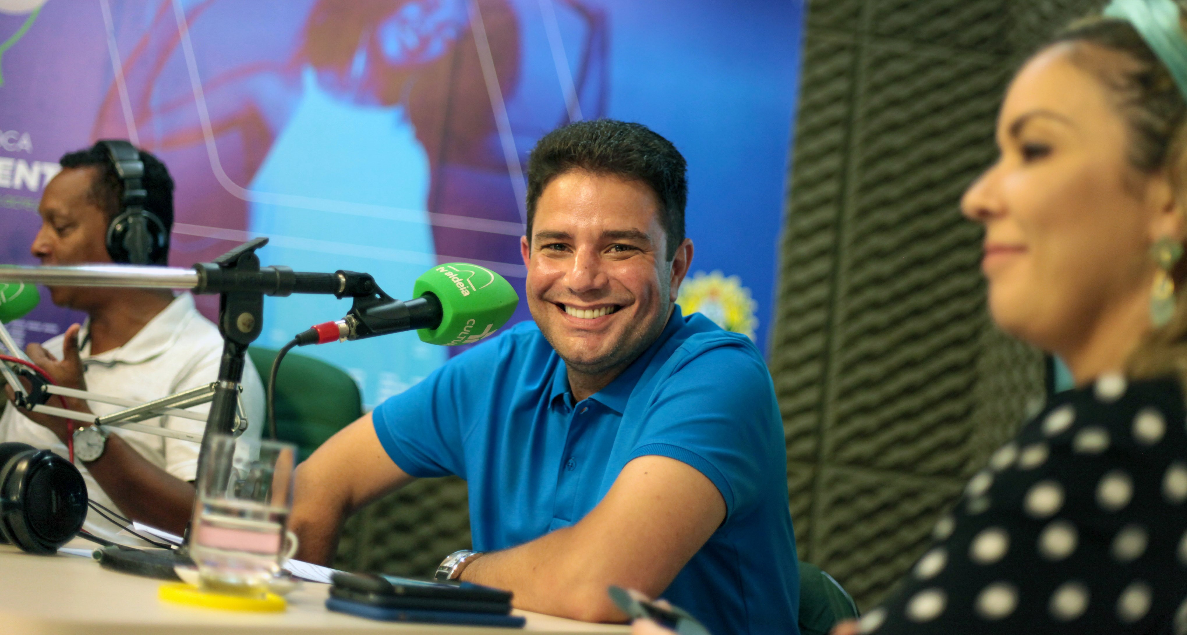 Gladson anuncia retomada de obras inacabadas e médico especialista para acompanhar vítimas de incêndio no Juruá