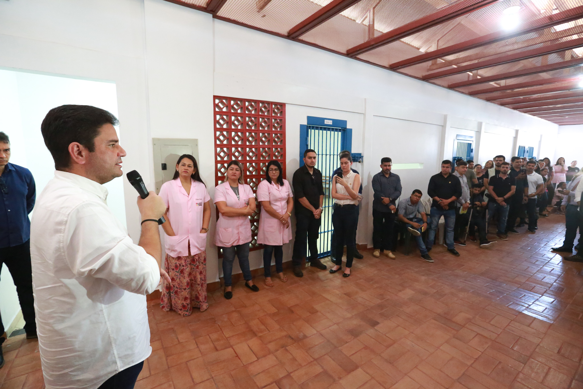 Governador entrega salas de aula no Centro Educativo Santa Juliana