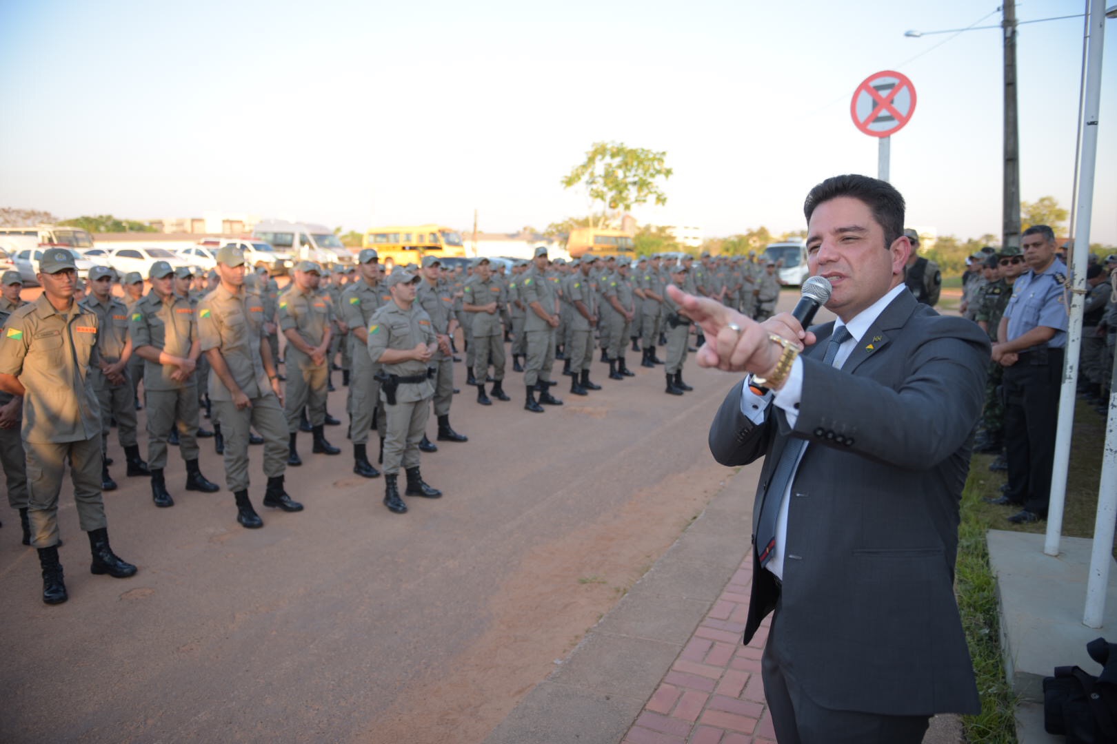 Gladson agradece à Polícia Militar pelo reforço de combate ao crime na semana da Expoacre