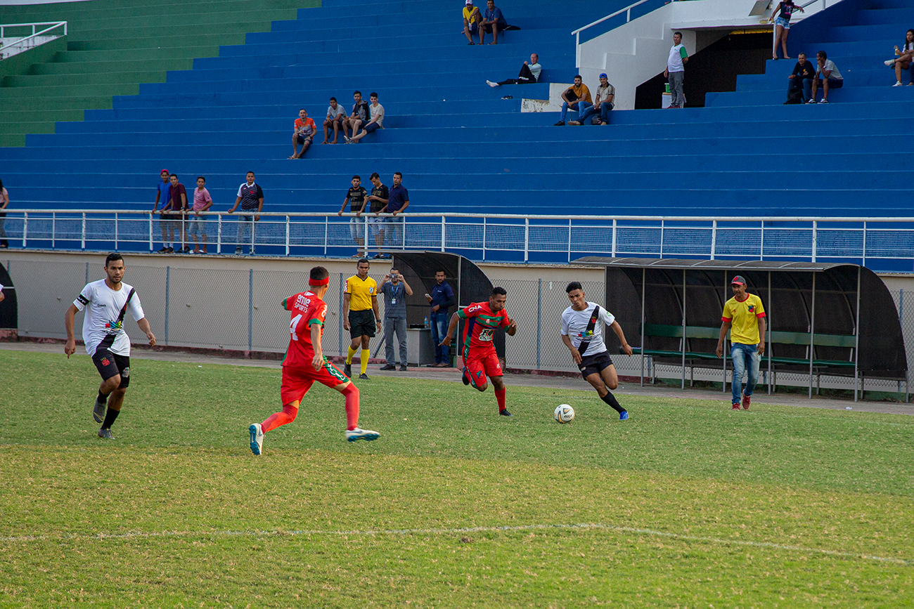 Jogo define segundo finalista do sub-20 nesta sexta-feira