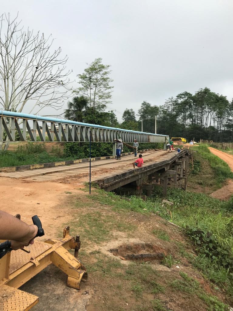 Governo constrói ponte sobre o Igarapé Diabinho, em Feijó