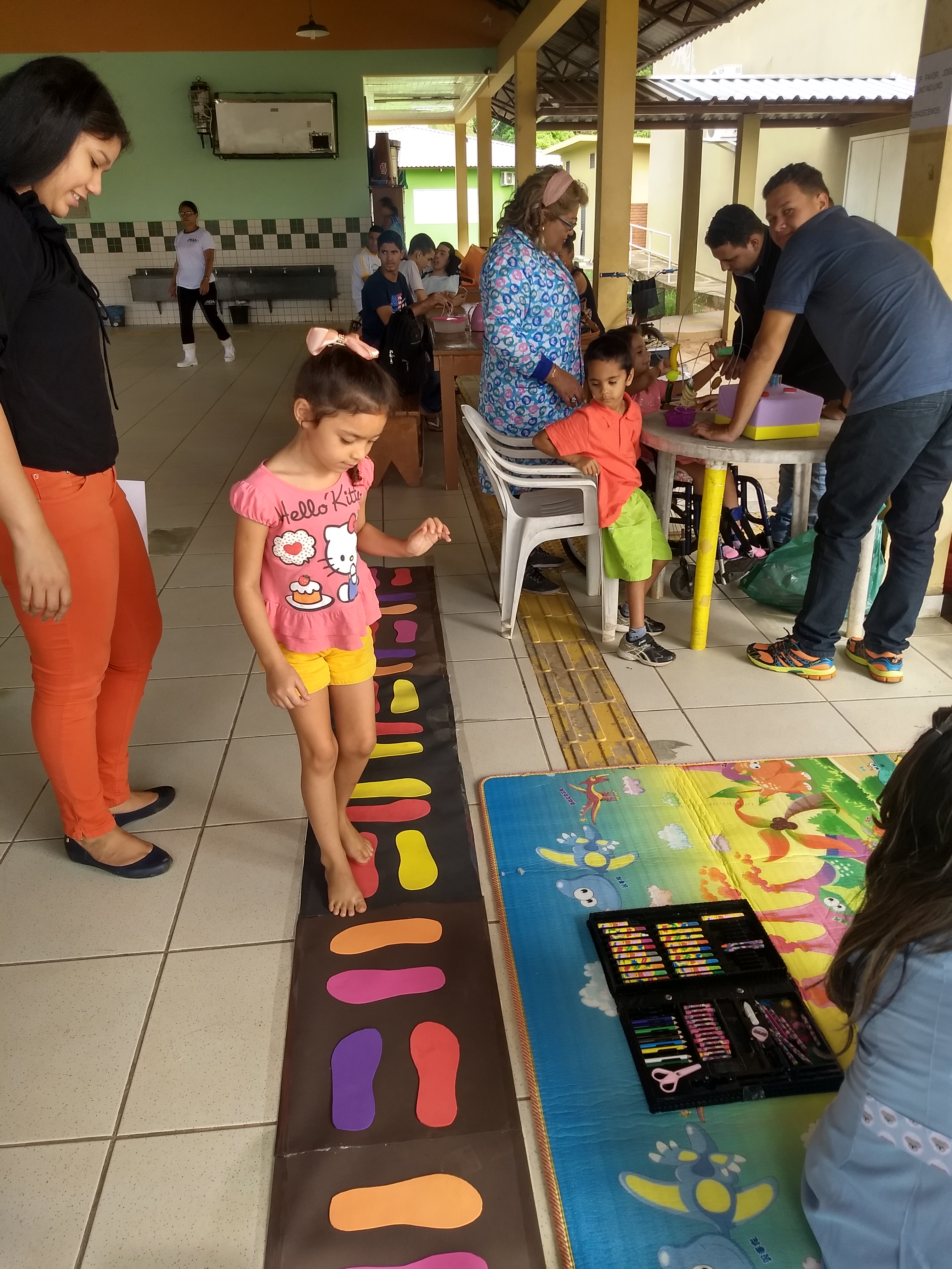 Alunos de fonoaudiologia promovem dia de atividades para crianças do Centro de Reabilitação Dom Bosco 