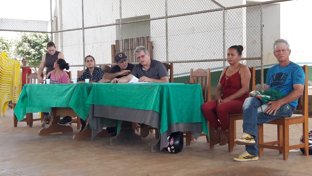 Secretário de Produção se reúne com agricultores em Acrelândia e debate sobre regularização fundiária