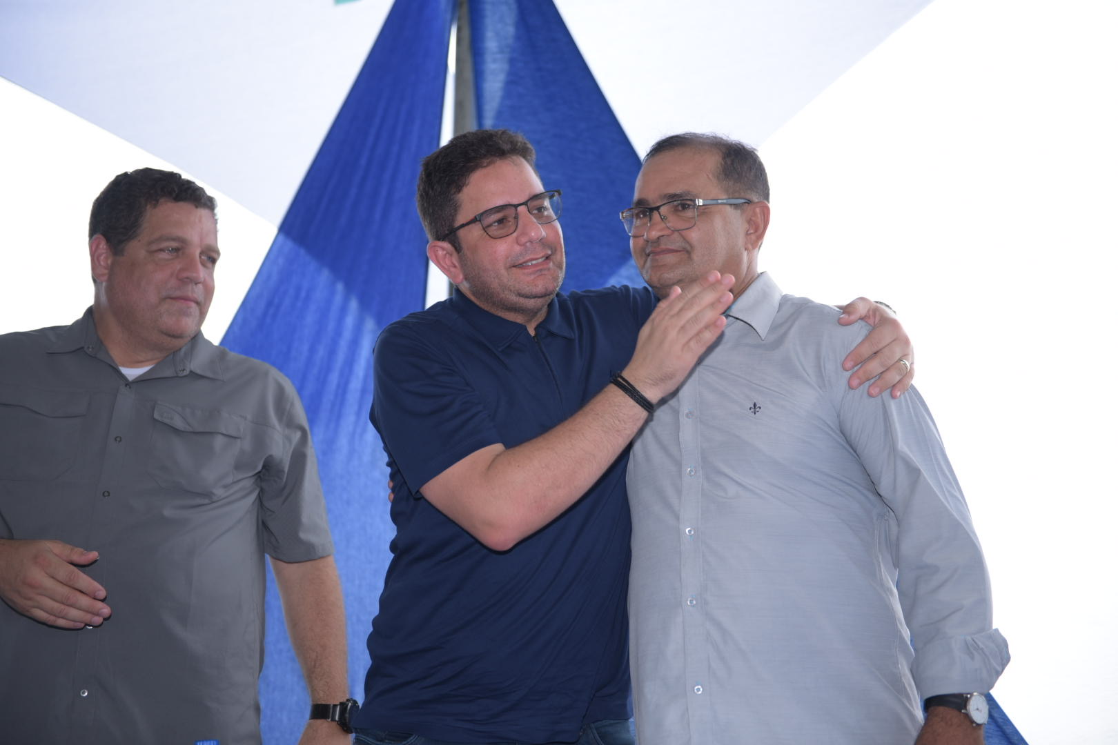 Gladson participa de entrega de ruas e equipamentos em Manoel Urbano