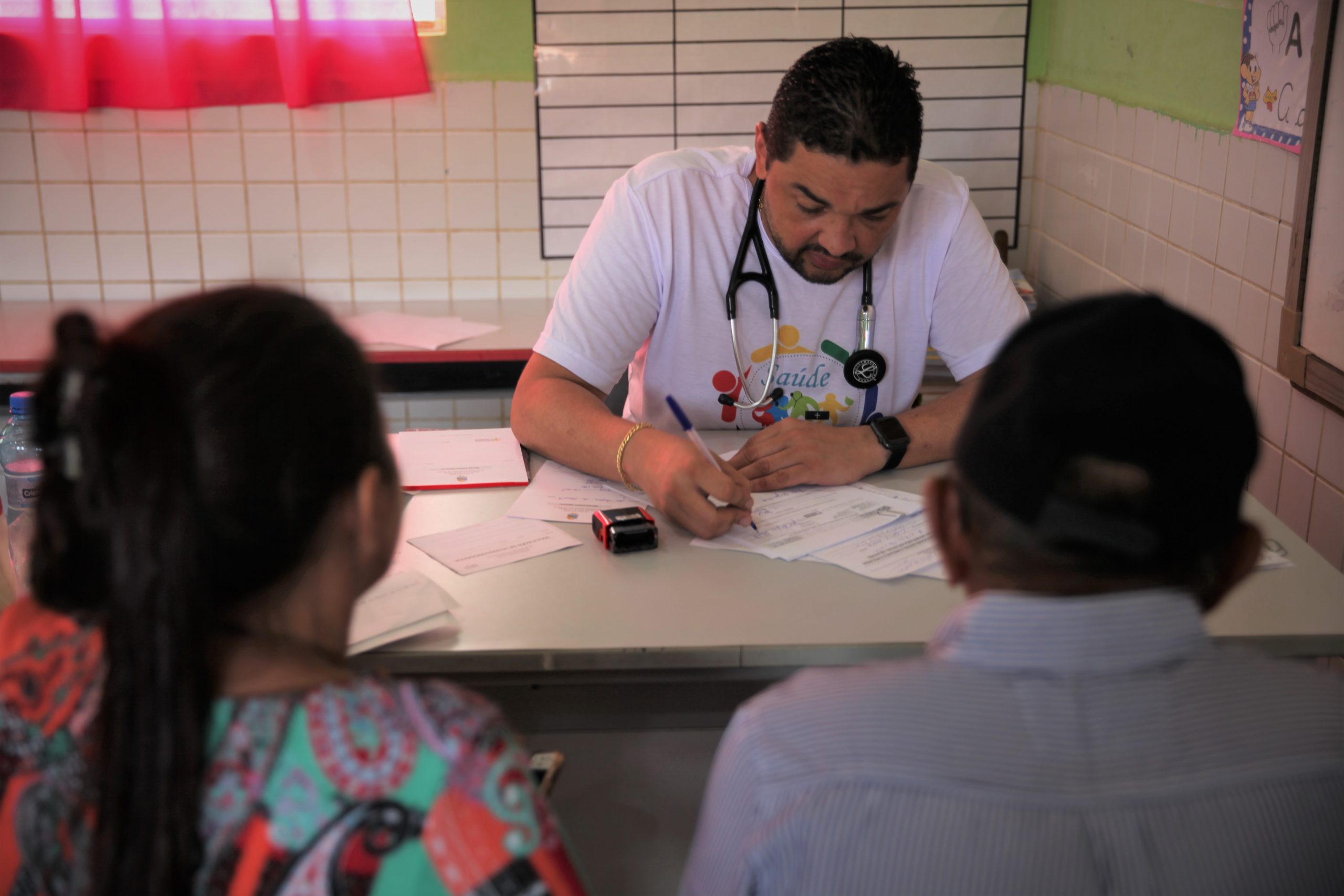 Programa Saúde Itinerante atende quase 3 mil pessoas em Capixaba