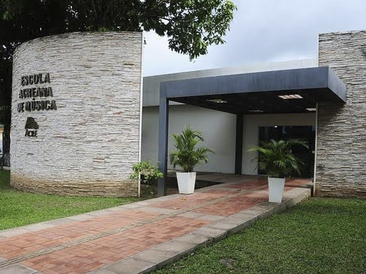 Escola de Música abre inscrições para cursos a partir desta quarta