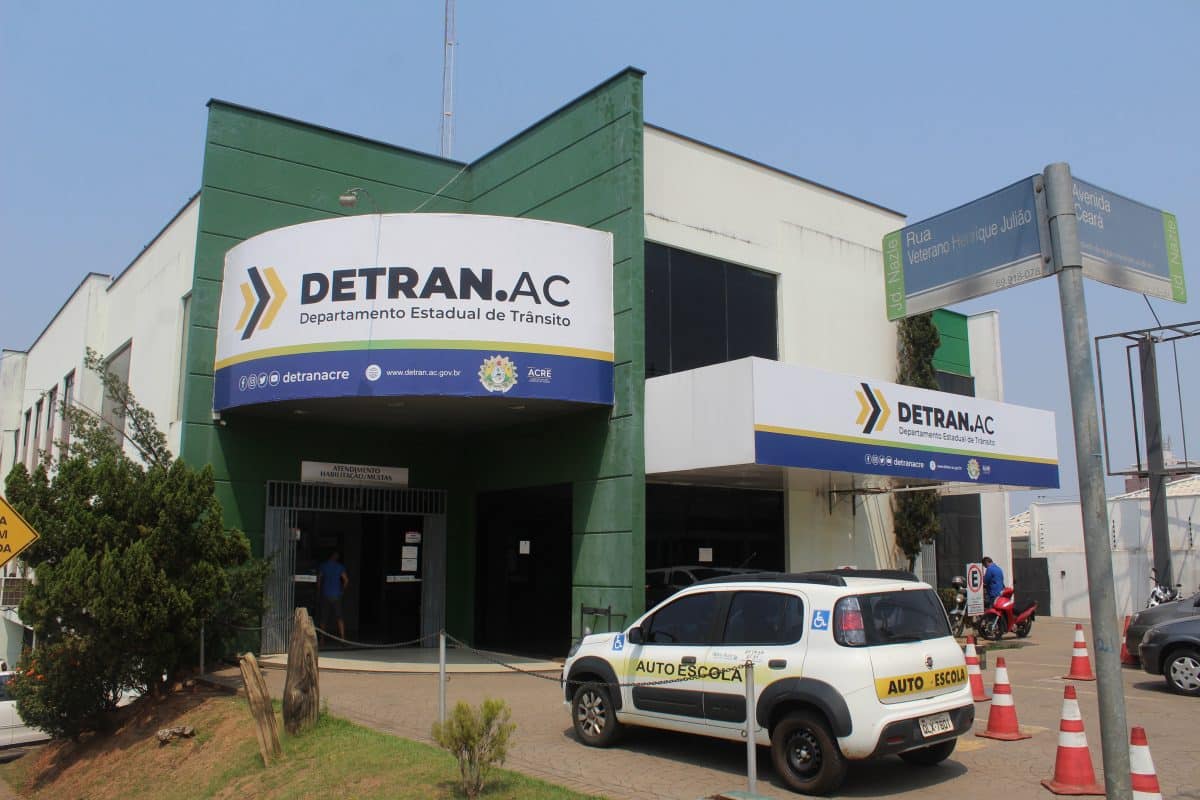 Detran suspende atendimento de Habilitação nesta sexta