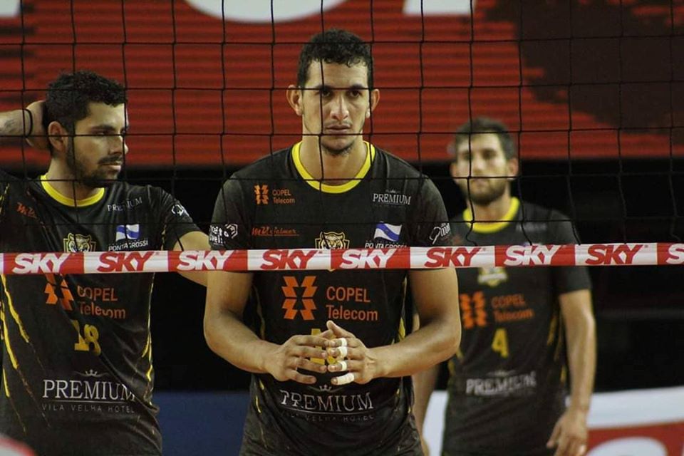 Atleta acreano diz que decisão de cancelar Superliga Masculina de Vôlei foi correta