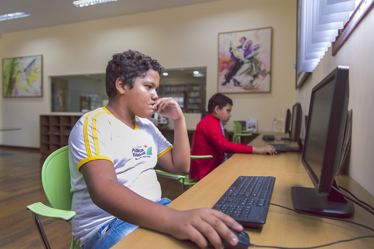 Educação divulga guia para orientar atividades de alunos durante a quarentena
