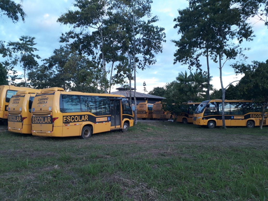 Estado adquire novos ônibus escolares com acessibilidade