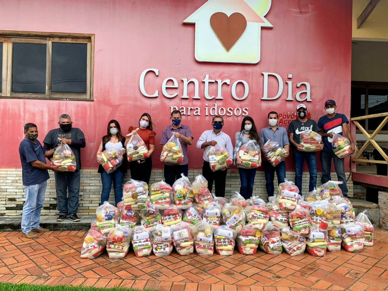 Órgãos do setor produtivo do governo doam quase 5 toneladas de alimentos para Live Solidária