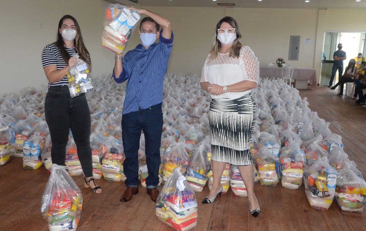 Estado entrega 600 cestas básicas a instituições sociais de Cruzeiro do Sul