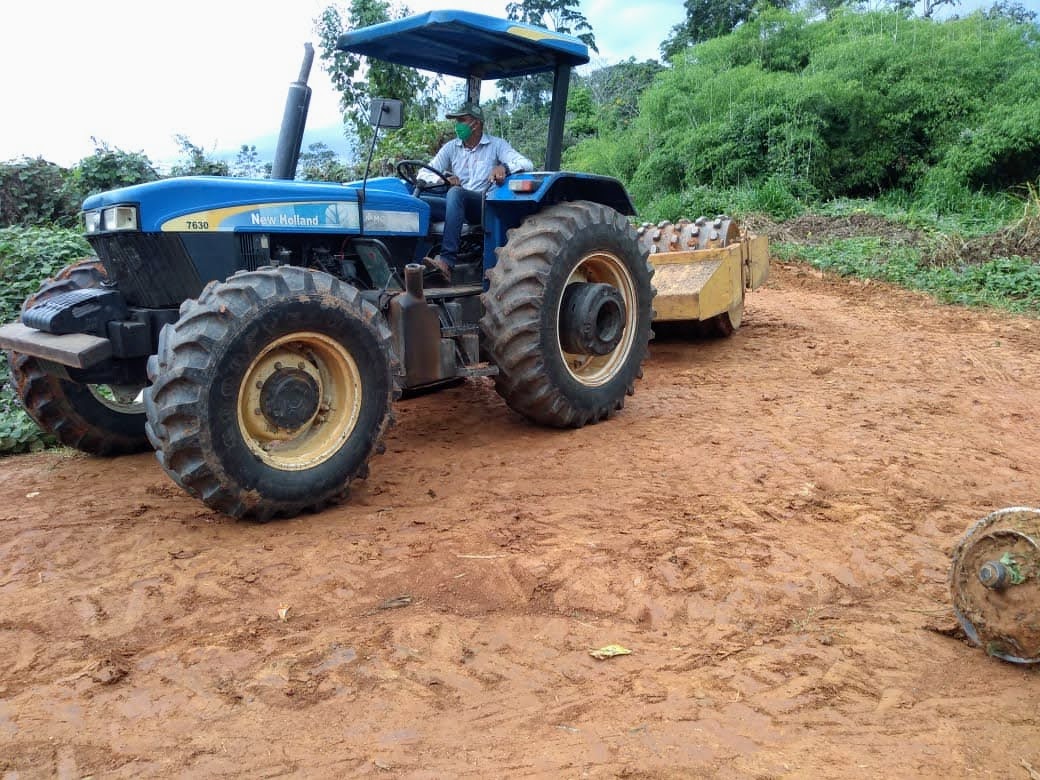 Com apoio do Estado, Acrelândia realiza recuperação do ramal do Assentamento Campo Novo