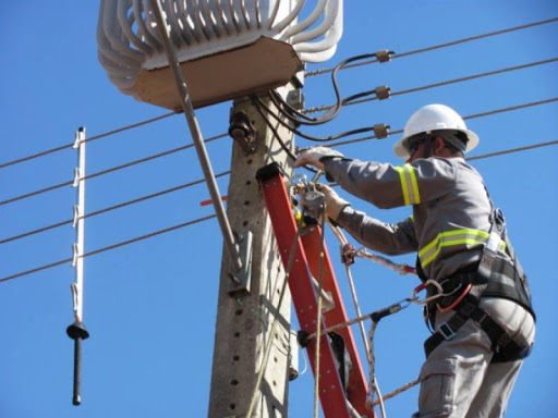 Procon alerta consumidores sobre corte de energia elétrica