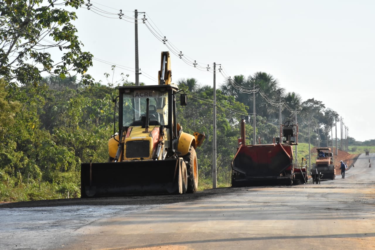 Governo conclui primeira etapa de obras da via que dá acesso à balsa de Rodrigues Alves