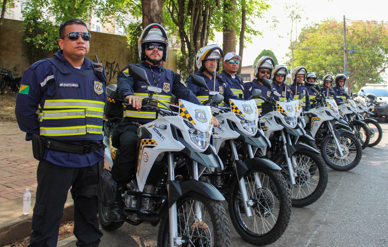 Agente de trânsito: profissional necessário para manter a ordem e a vida no trânsito