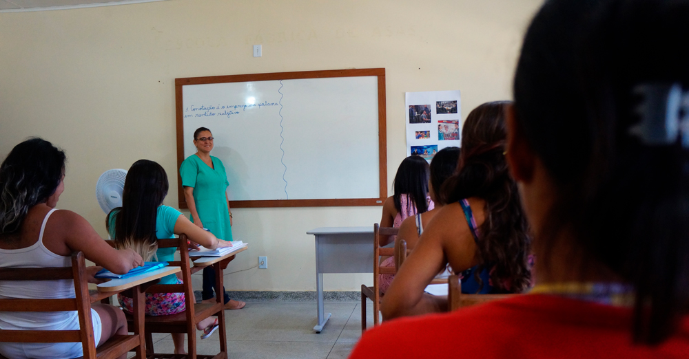 Estado orienta gestores de escolas privadas para retomada segura das aulas presenciais