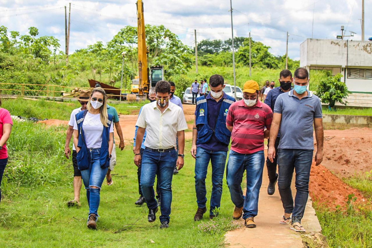 Em visita à estação de captação de água, Gladson pede união de forças para solucionar problemas no abastecimento da capital