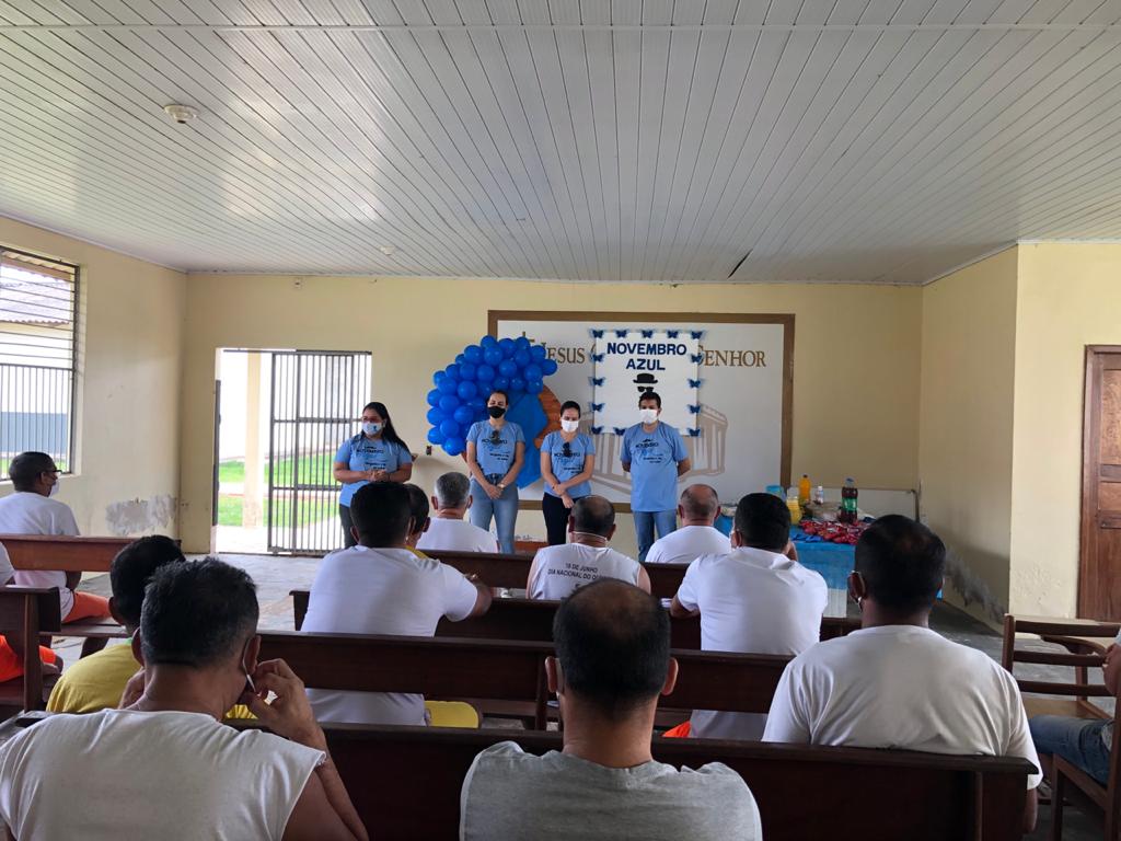 Iapen realiza palestra sobre câncer de próstata no presídio de Senador Guiomard