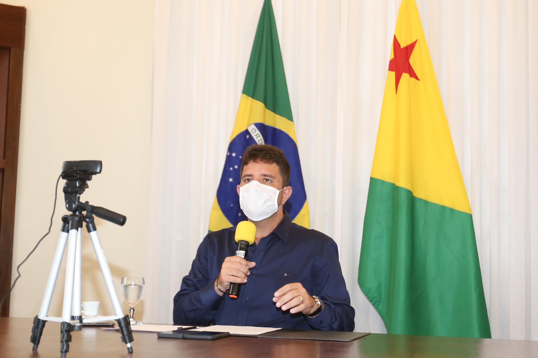 Gladson prestigia diplomação de prefeitos e vereadores eleitos no Juruá