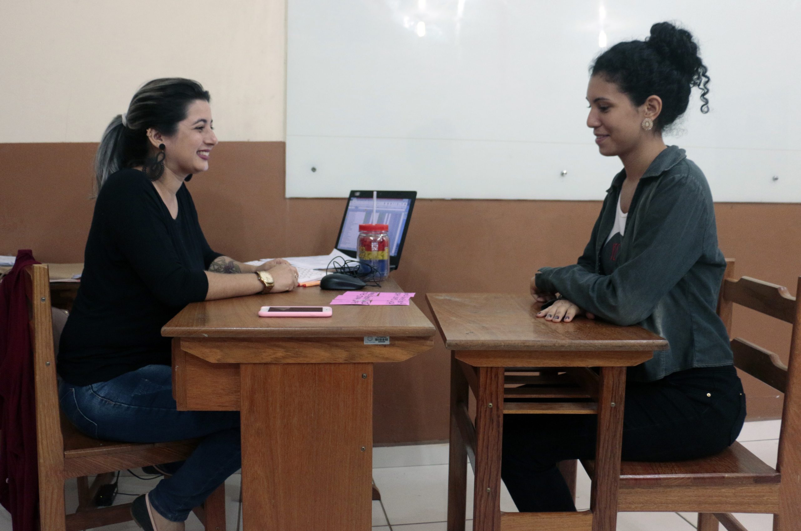 Centro de Estudo de Línguas convoca alunos matriculados