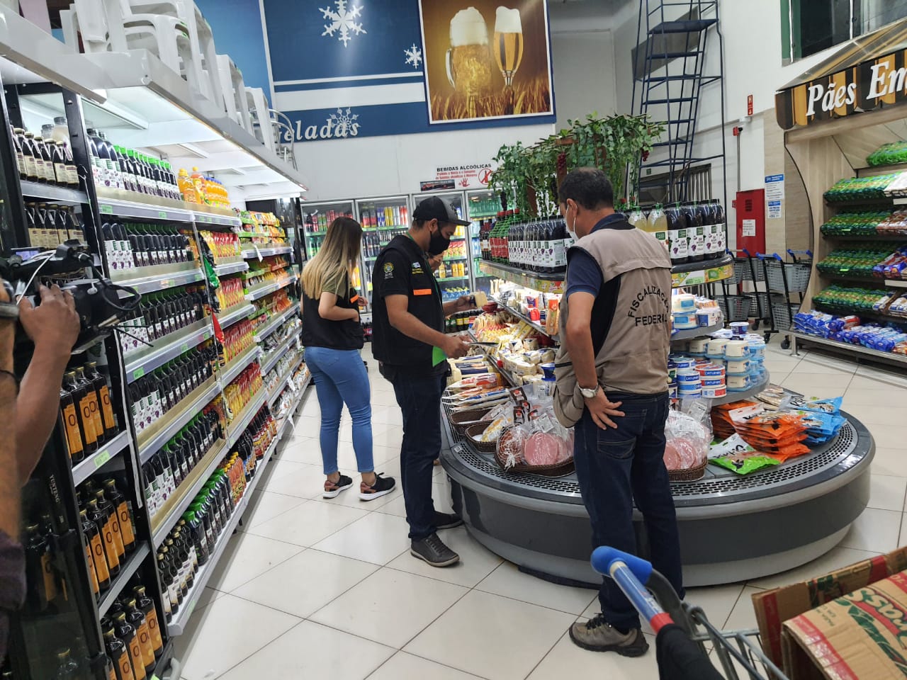 Procon e Ipem realizam inspeções em supermercados de Cruzeiro do Sul