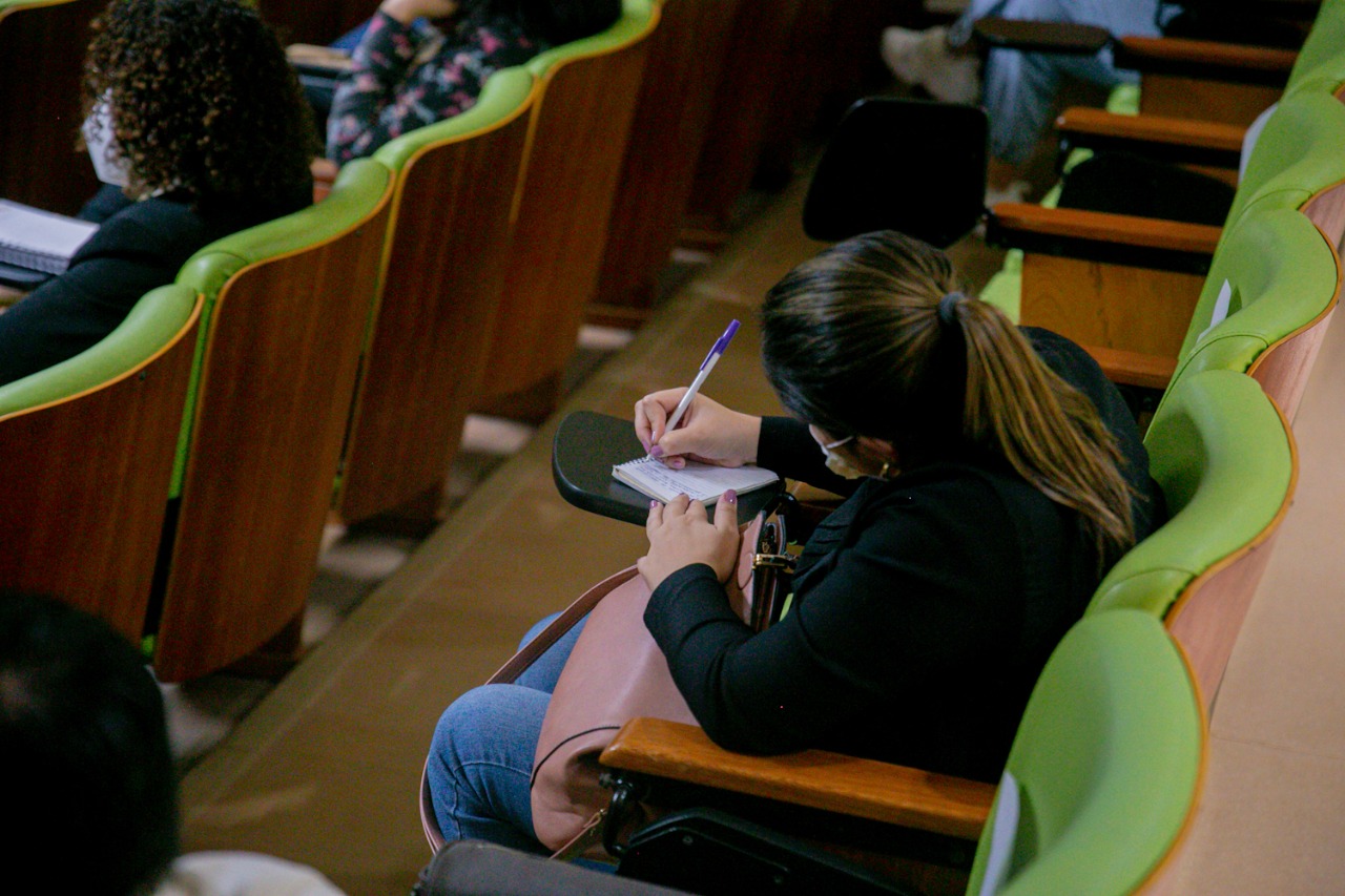 Curso de Instrumentos de Gestão Pública terá continuidade a partir desta segunda