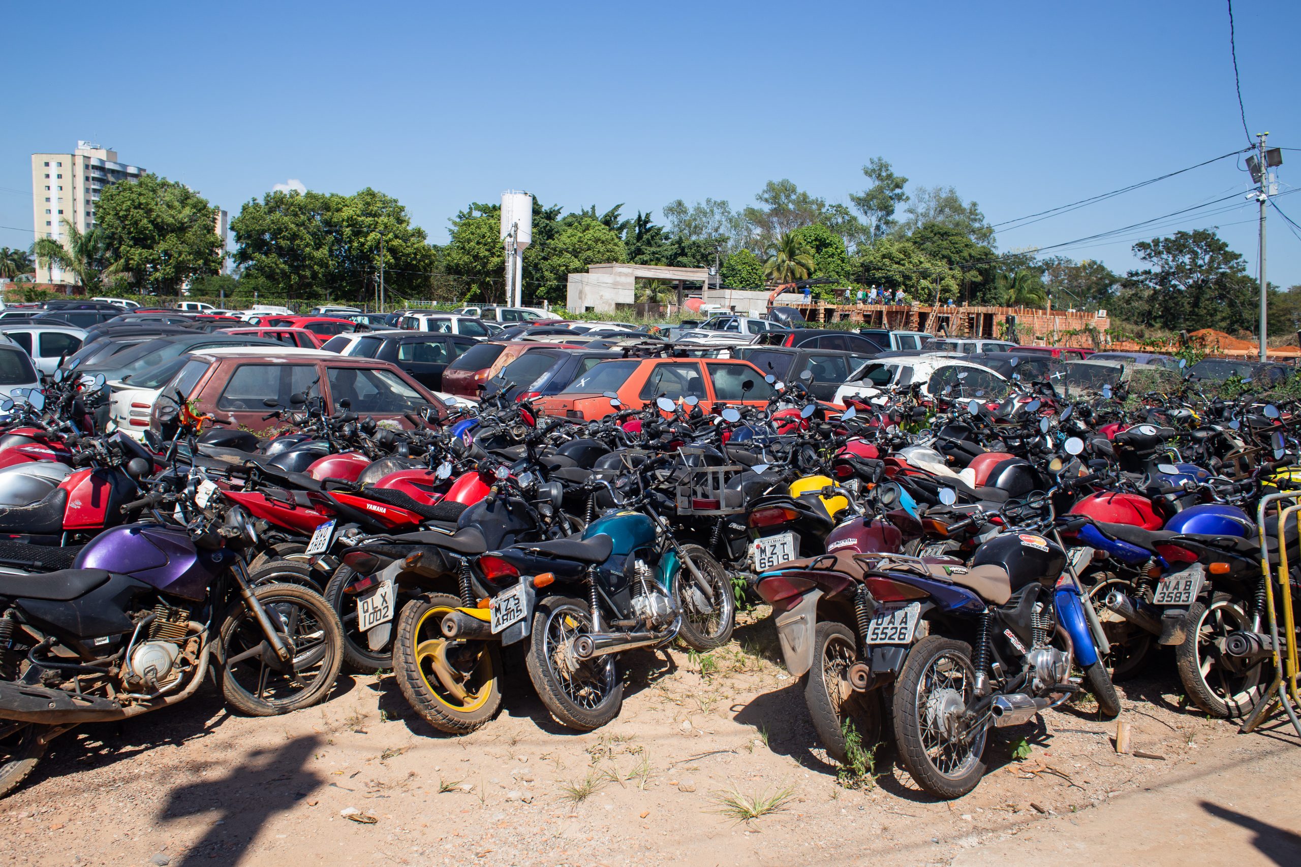 Detran vai leiloar mais de 350 veículos em Rio Branco