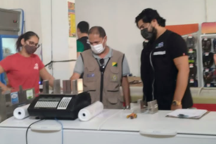 Rota da Qualidade chega ao Baixo Acre com fiscalizações do Ipem e Procon