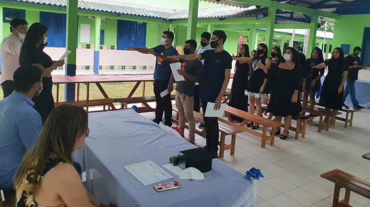 Em Manoel Urbano, estudantes são certificados em Saúde Bucal pelo Estado
