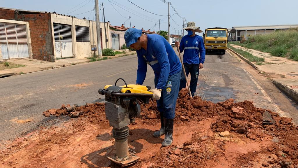 Rede de esgotamento sanitário da Cidade do Povo recebe manutenção