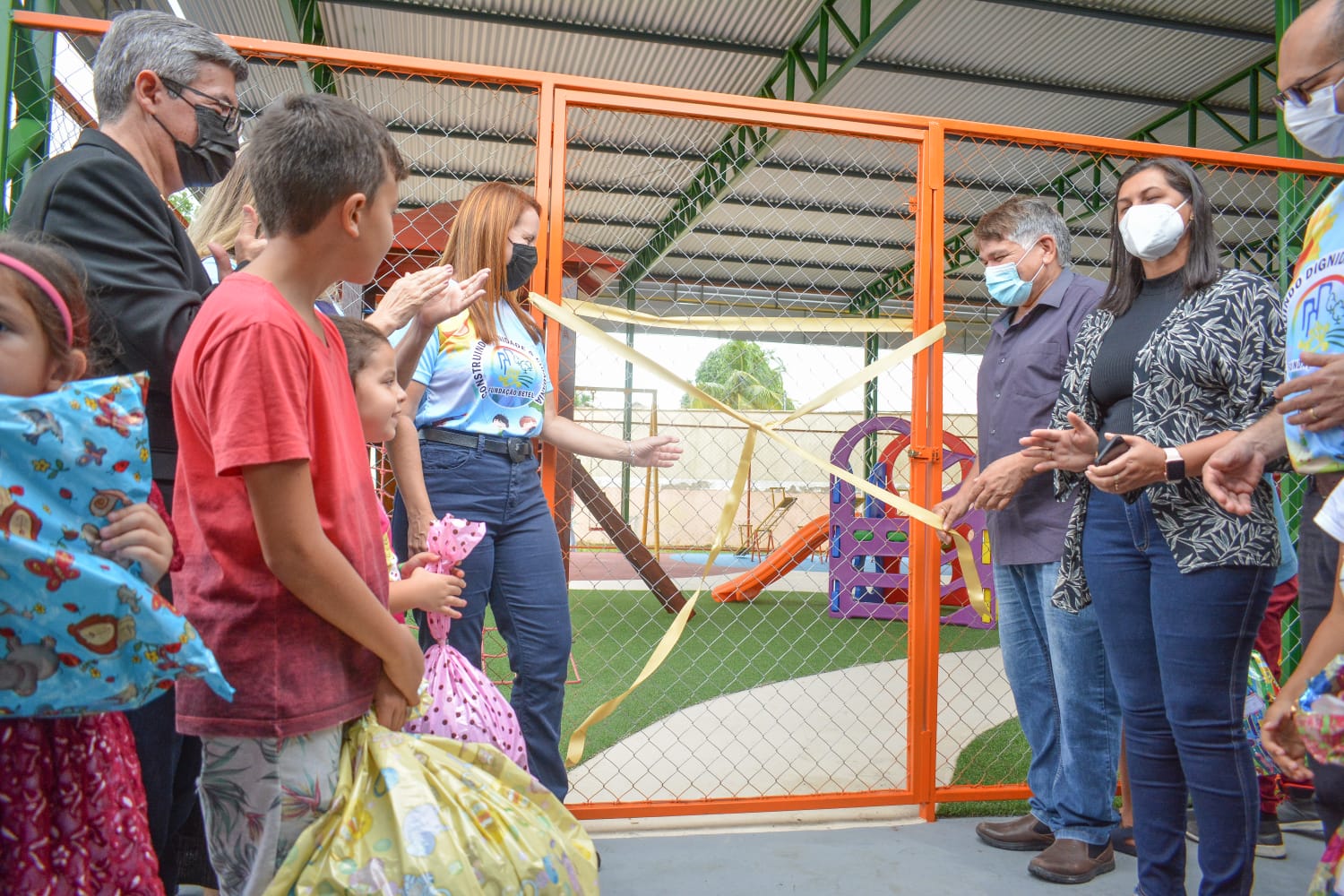 Governo inaugura parque e reestruturação do Lar Ester