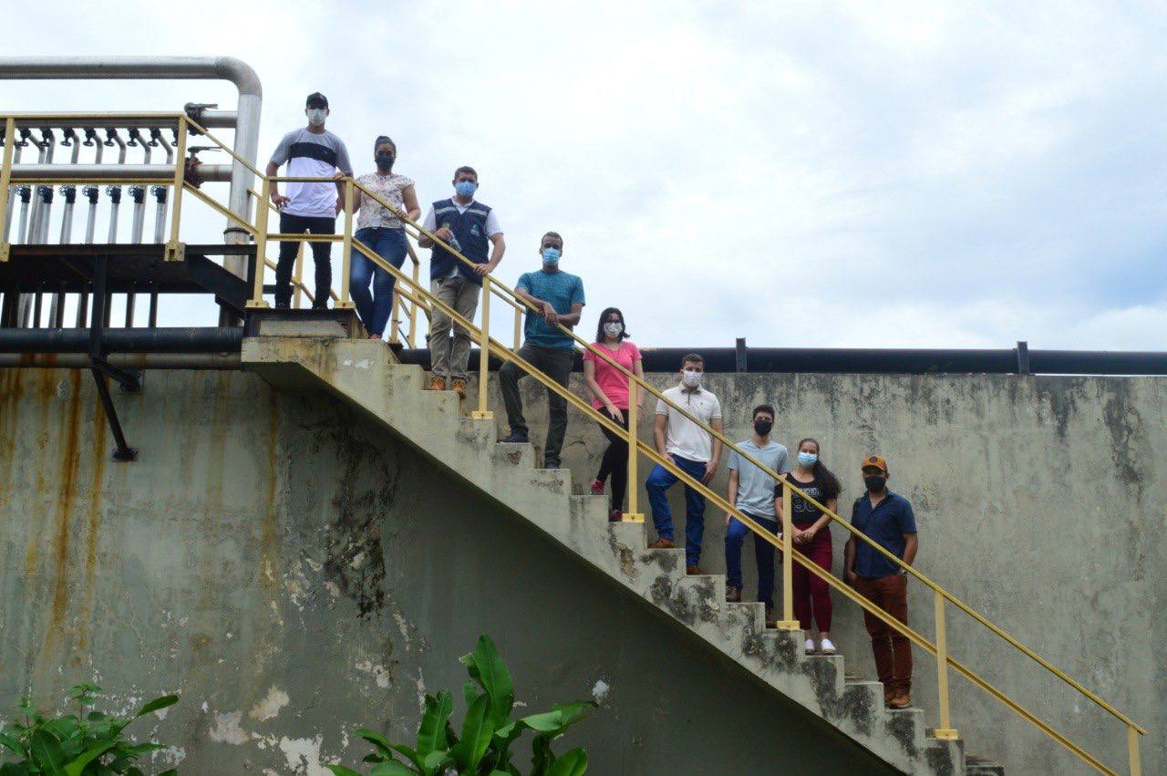 Estação de Tratamento de Esgoto recebe visita de estudantes de Engenharia