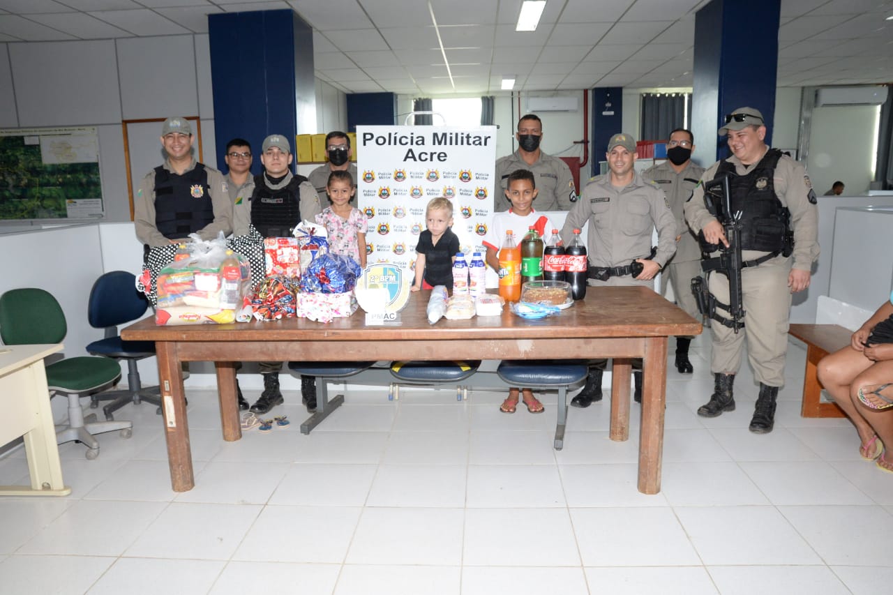 Após carta de Natal, policiais militares arrecadam alimentos e brinquedos para crianças