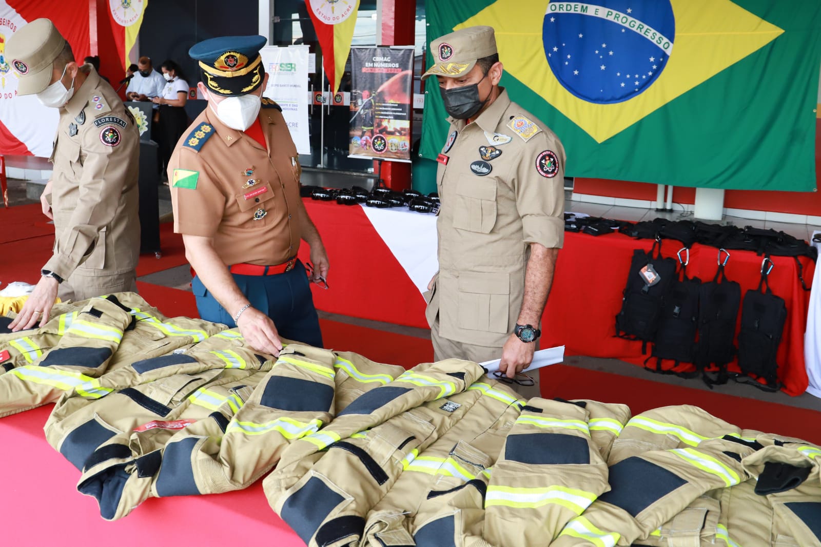 Corpo de Bombeiros recebe novos equipamentos de combate a incêndios urbanos e florestais