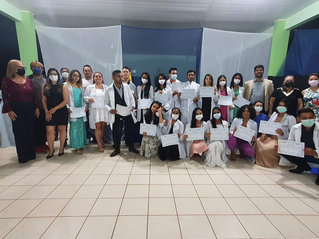 Governo do Estado realiza diplomações em cursos técnicos pelo Ieptec Dom Moacyr, em Acrelândia e Xapuri