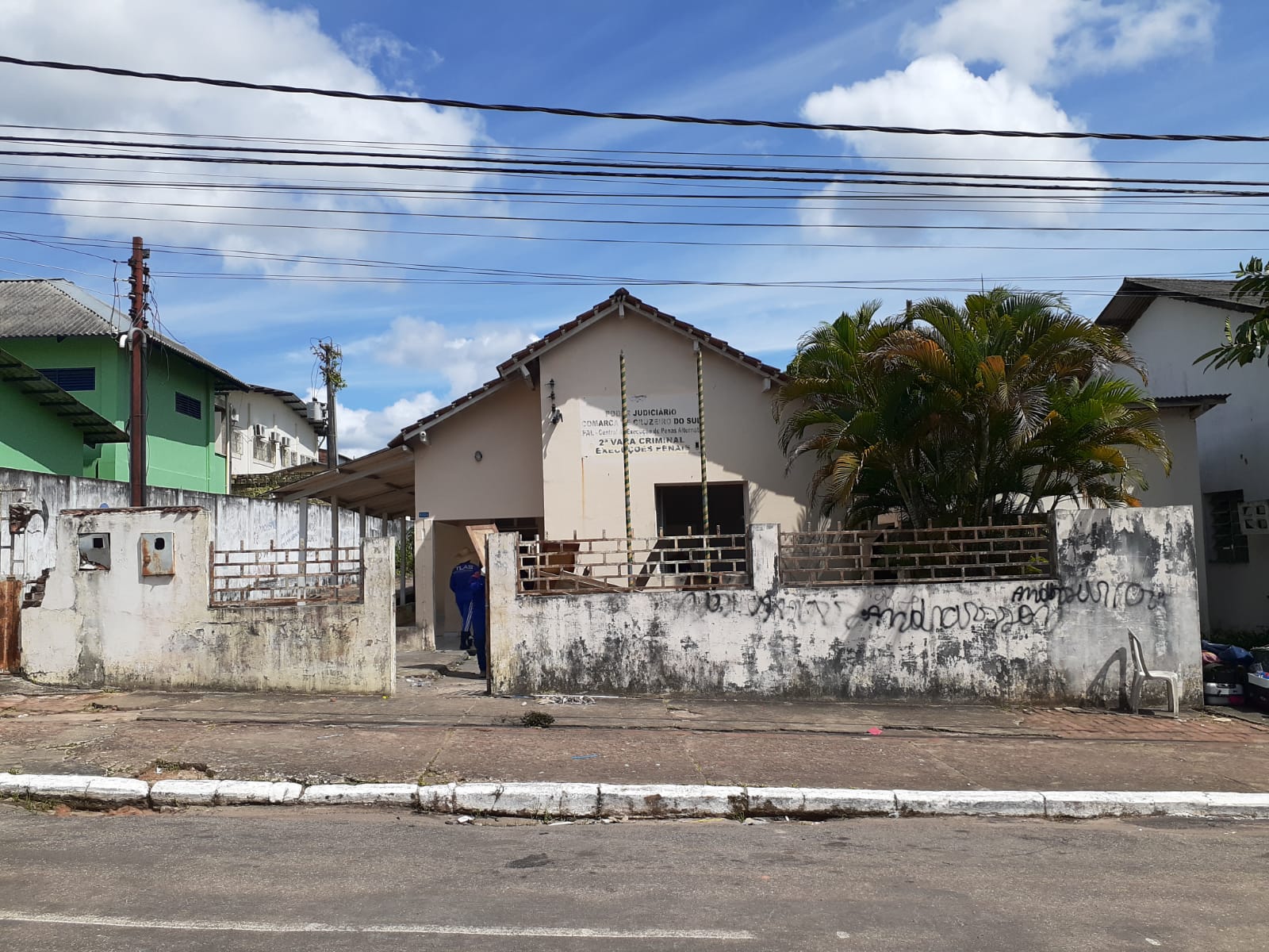 Governo inicia obra de reforma da sede da Assistência Social em Cruzeiro do Sul