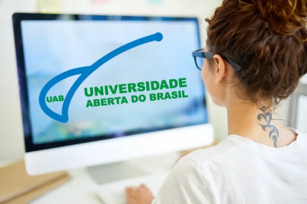 Acre é contemplado com mais de 2 mil vagas em cursos de graduação e pós-graduação latu sensu pelo Programa Universidade Aberta do Brasil