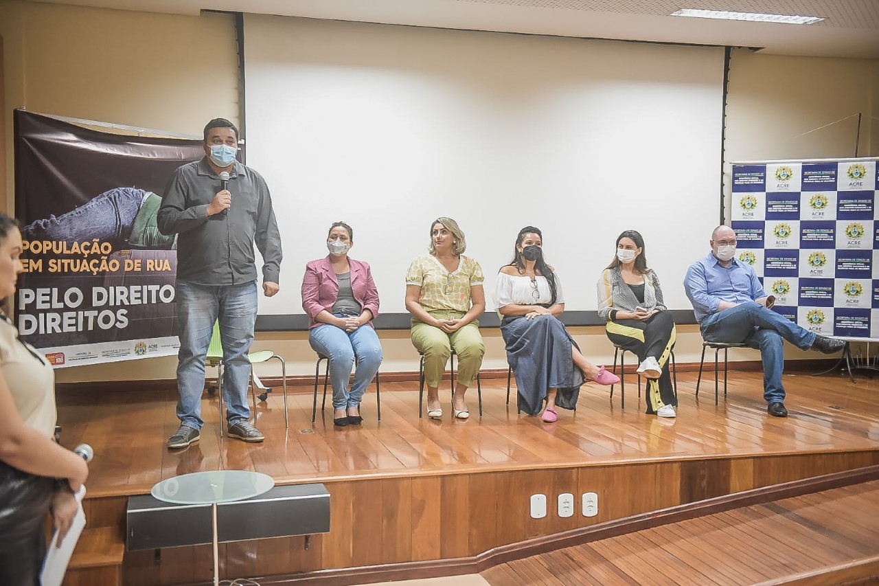 Estado apoia ações em assistência às populações de rua