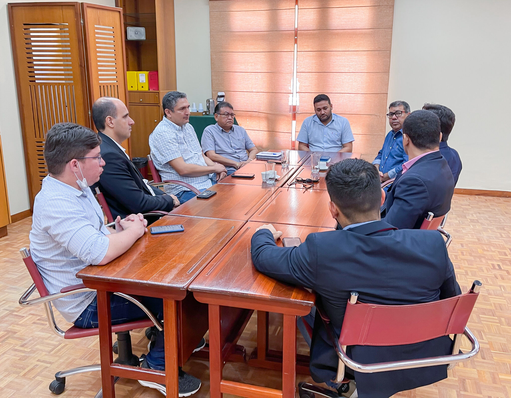 Estado firma parceria para realização da etapa regional dos Jogos Universitários