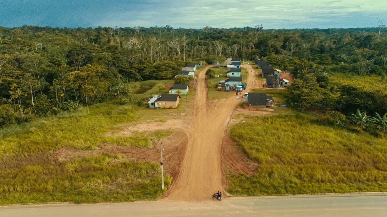 Deracre leva melhorias de acesso às aldeias indígenas em Cruzeiro do Sul