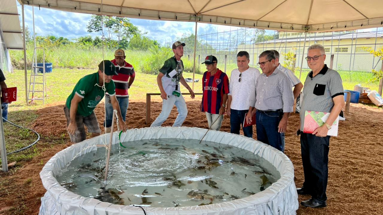 Servidores da Sepa participam de semana acadêmica de zootecnia em Sena Madureira