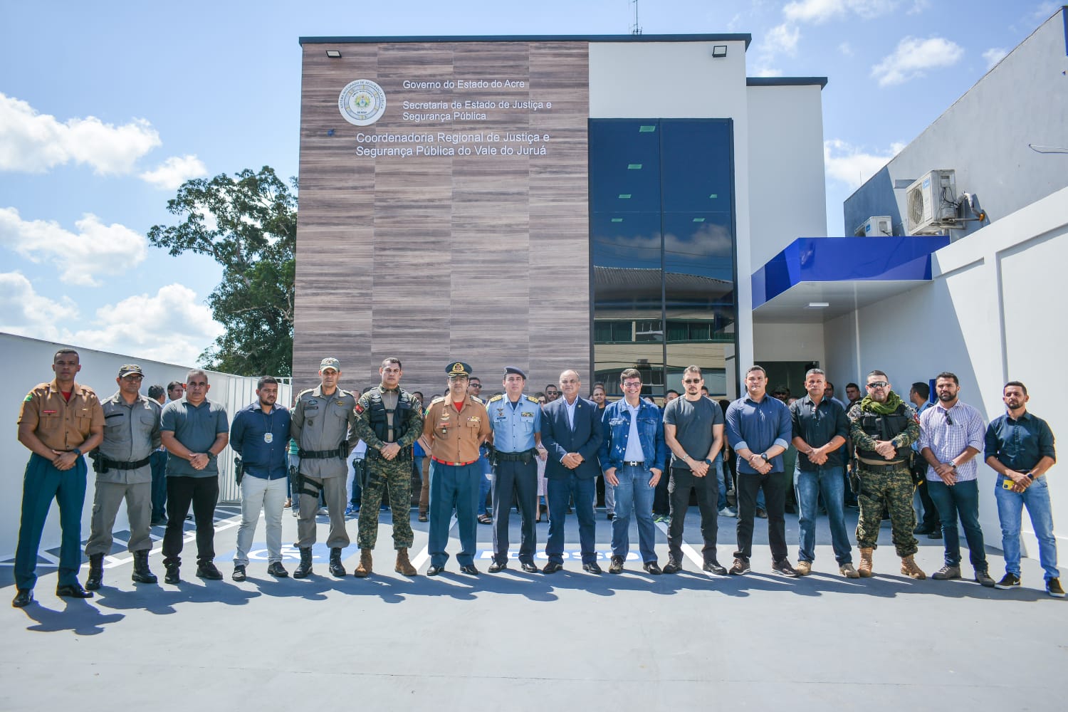 Unindo forças de segurança, Centro Integrado de Comando e Controle do Juruá é entregue pelo governo