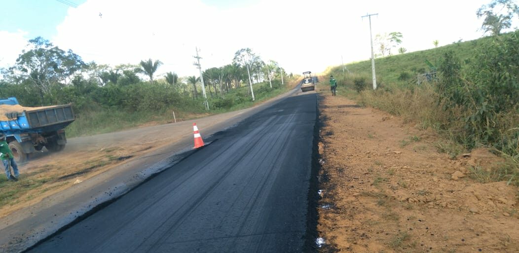 Em Rio Branco, Deracre intensifica tapa-buraco no km 17 na Transacreana