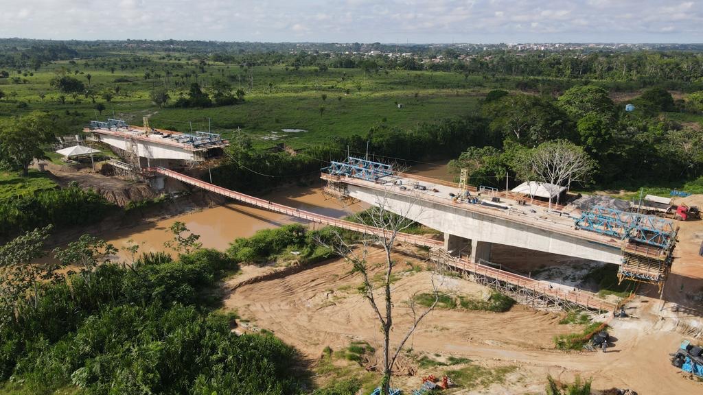 Ponte do anel viário de Brasileia e Epitaciolândia já está 70% concluída